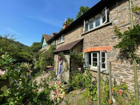 Cosy 3 Bed Cottage in Stunning Scenery